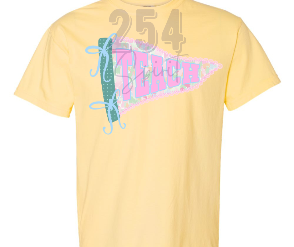 TEACH PENNANT FLAG TEE